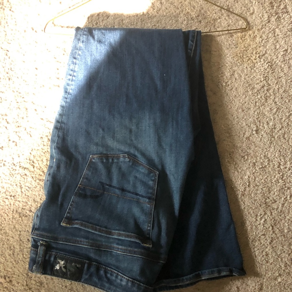 Womens American Eagle jeans